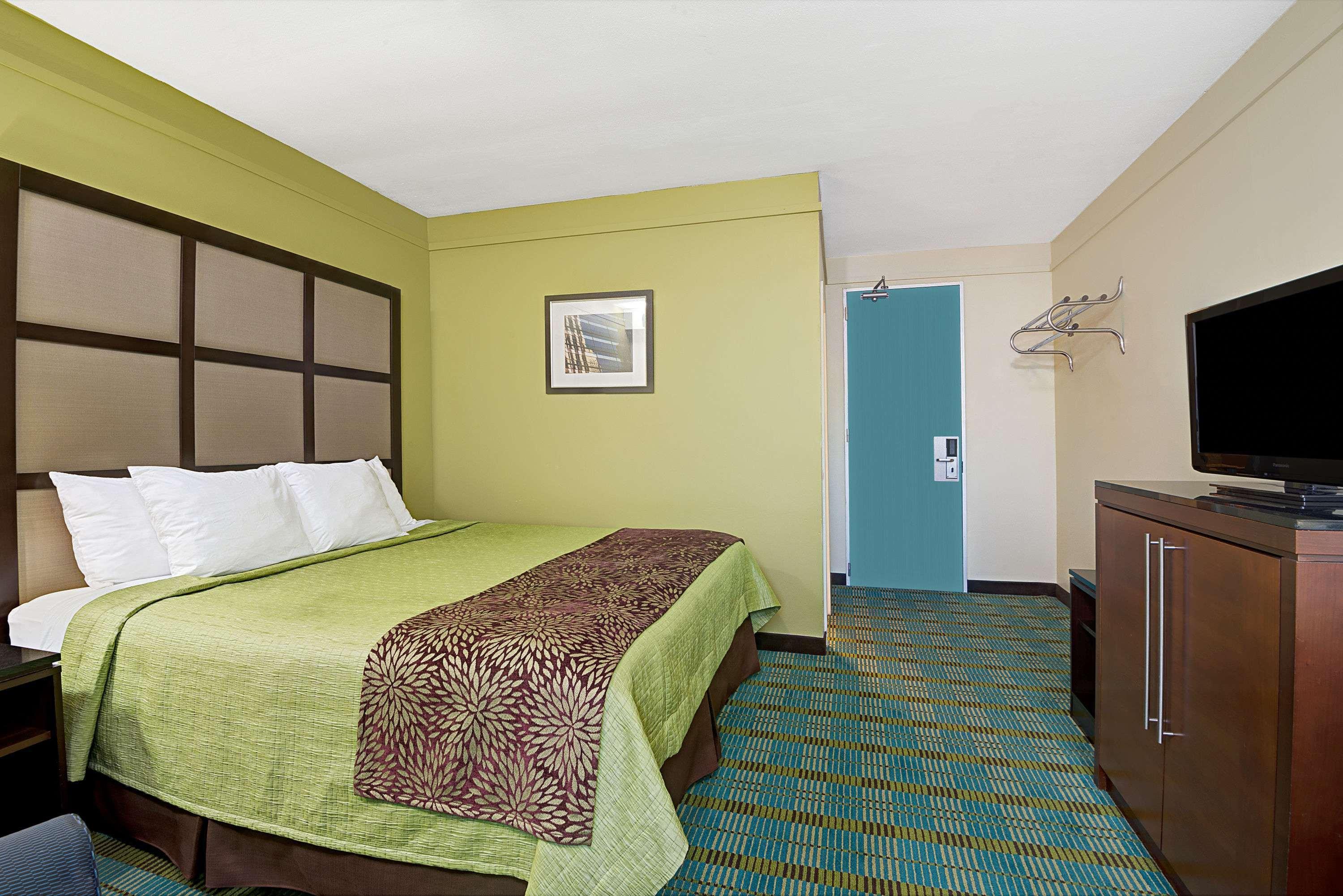 Days Inn By Wyndham Southington Luaran gambar