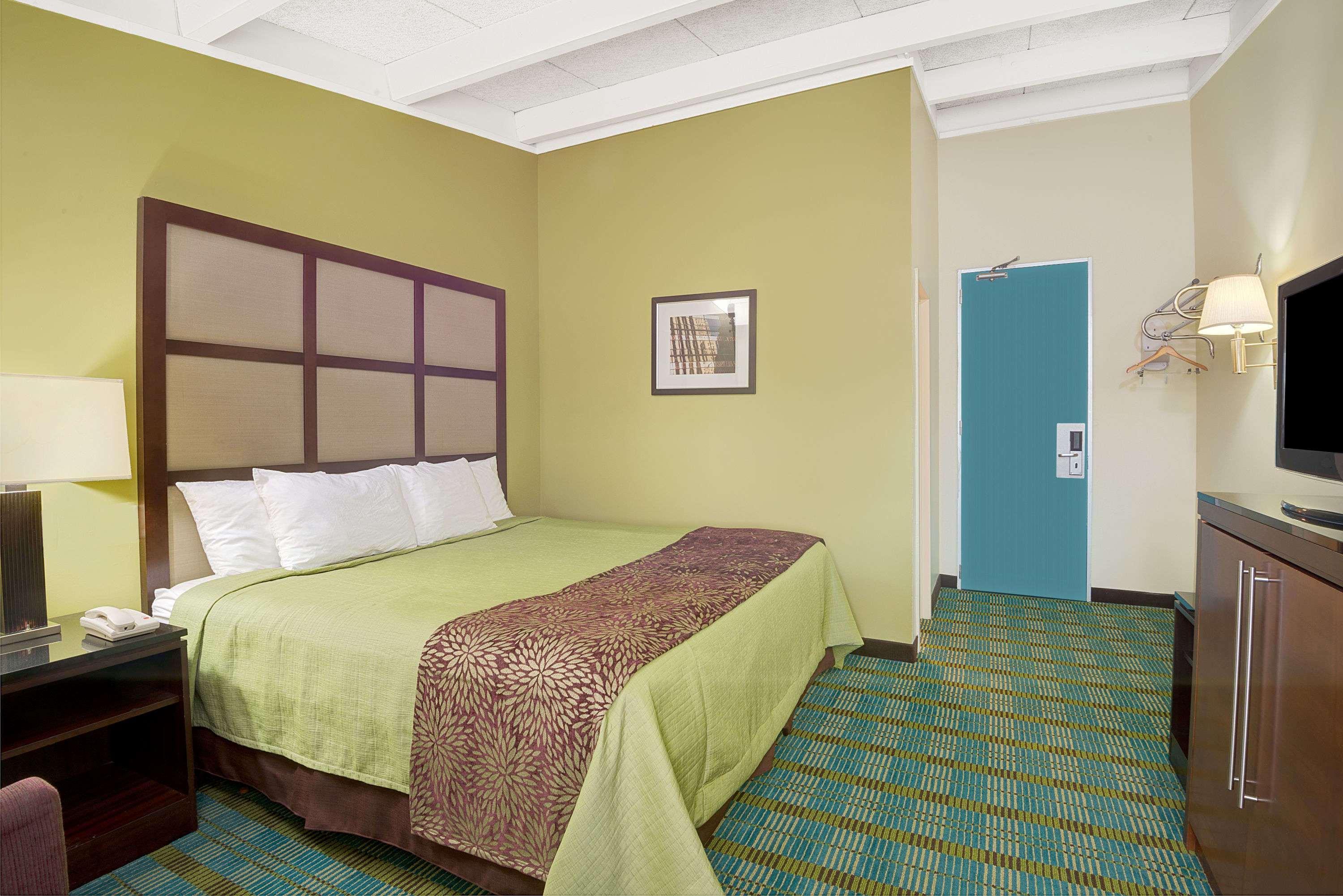 Days Inn By Wyndham Southington Luaran gambar