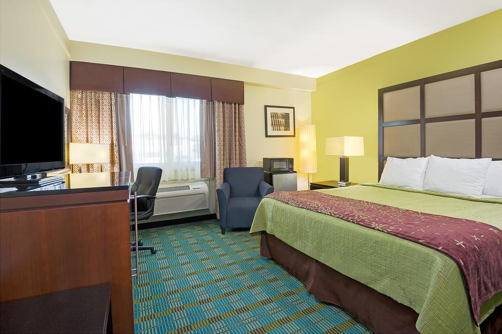 Days Inn By Wyndham Southington Luaran gambar